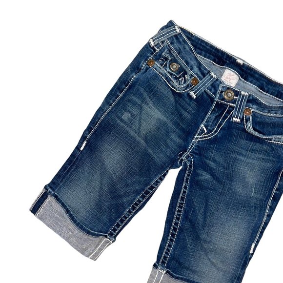 True Religion Distressed Dark Wash Flap Pockets Cuffed Bermuda Shorts Womens 27 - Picture 2 of 7